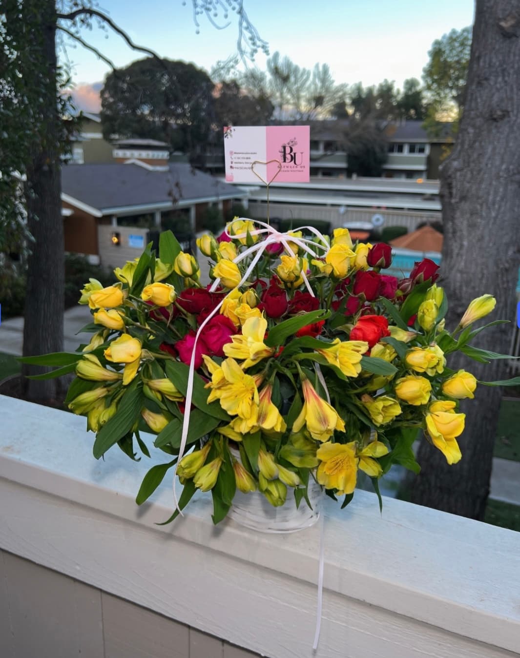 Sunshine Pour Basket